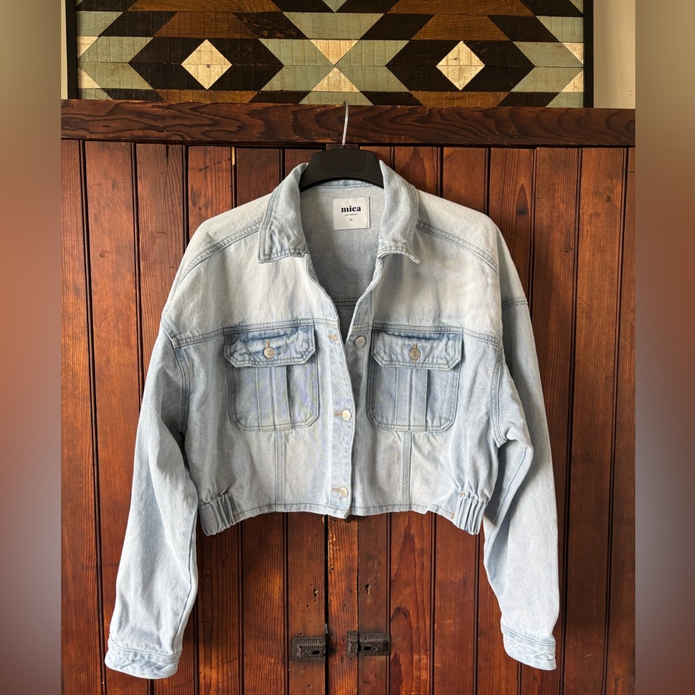 MICA LOS ANGELES Jean Jacket, Light Wash Denim, Cute Edgy Cropped Spring Coat XL